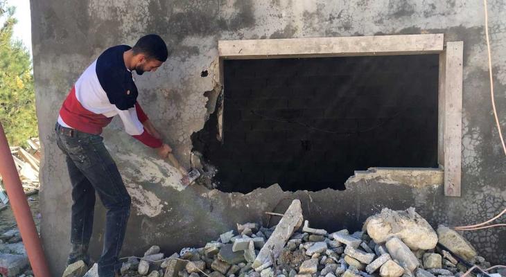 الاحتلال يجبر مقدسيًا على هدم منزله
