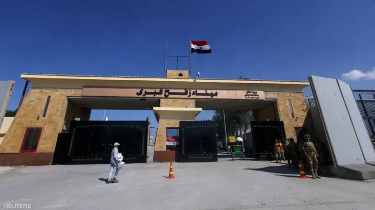 لا للعزل وتركيع غزه .. أحزاب مصرية ترفض مقترح إغلاق معبر رفح .