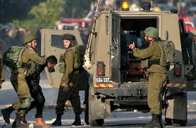 إعتقال 30 مواطناً من الضفة الغربية المحتلة، مما يرفع عدد المعتقلين إلى 7990 شخصًا.