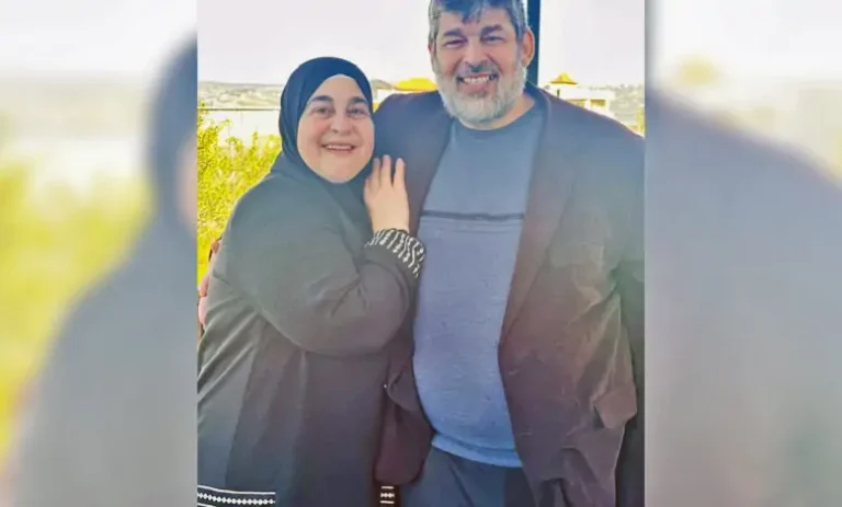 الأسير عبد الجبار جرار يستقبل خبر بتر الاحتلال قدمي زوجته بالحمد واستذكار حبها.