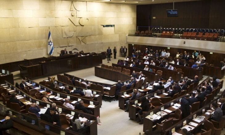 الكنيست يؤكد استمرار تطبيق قانون إعفاء الحريديم من الخدمة العسكرية