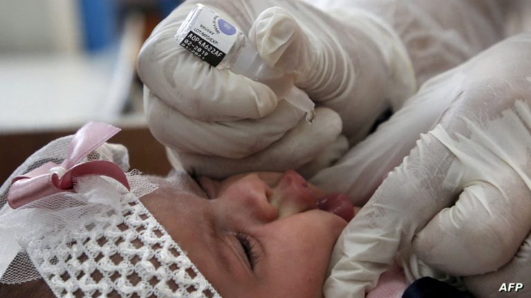 أول حالة إصابة بفيروس شلل الأطفال تُسجل في قطاع غزة وفقاً لوزارة الصحة