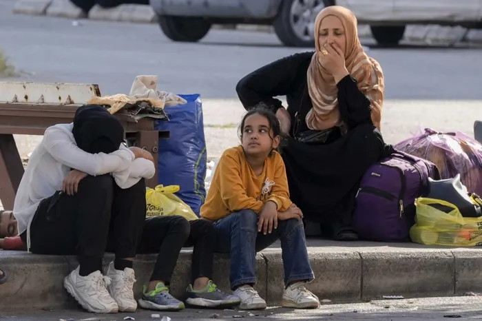 وزارة الصحة اللبنانية: 33 شهيدًا و195 جريحًا جراء عدوان الاحتلال منذ يوم أمس