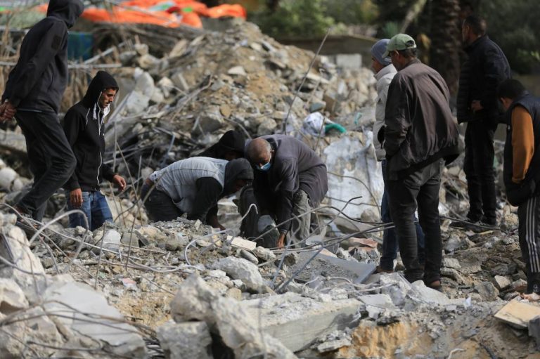 وزارة الصحة في غزة: 49 شهيداً و 219 إصابة خلال الـ 24 ساعة الأخيرة