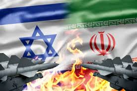 إيران تهدد الكيان الإسرائيلي بردٍّ قاسٍ وتدمير شامل في حال تصديه لهجومها الصاروخ