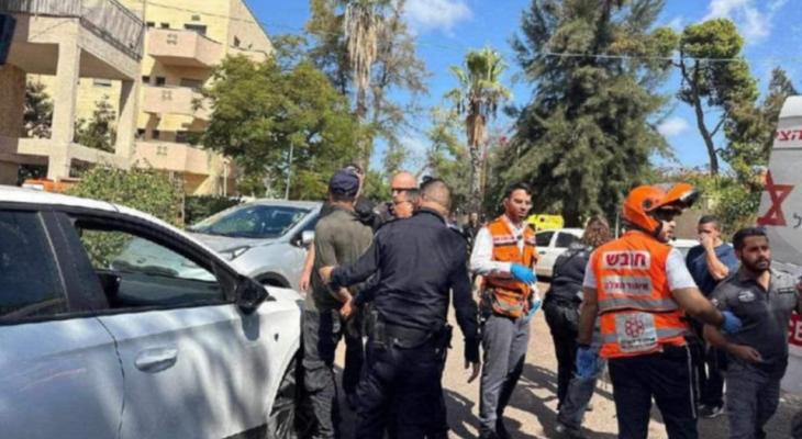 أُصيب ستة إسرائيليين، بينهم إصابات خطيرة، في عملية طعن وقعت في مدينة الخضيرة المحتلة