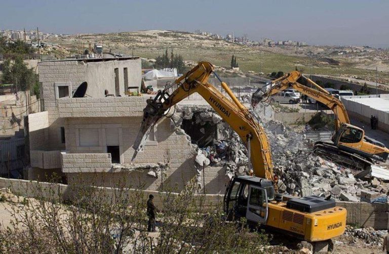 هيئة الجدار والاستيطان : 7783 إخطار هدم صادر عن الاحتلال منذ عام 2015