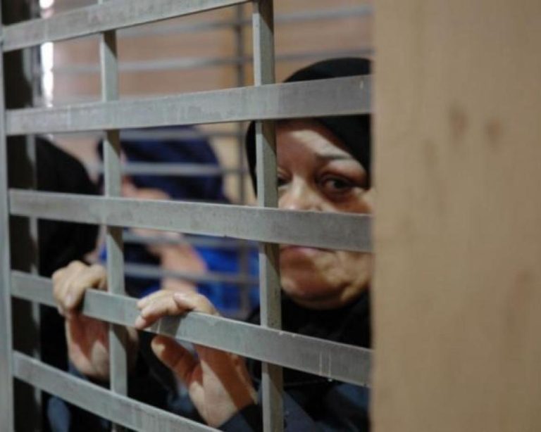 هيئة الأسرى : تعرض المعتقلات في سجن الدامون لانتهاك الخصوصية وتعذيب نفسي