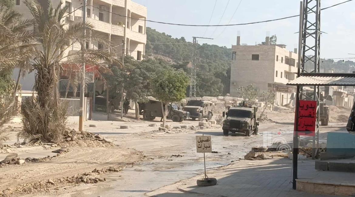 استشهاد شاب خلال اقتحام قوات الاحتلال طولكرم وتجريف البنية التحتية بواسطة الآليات الإسرائيلية