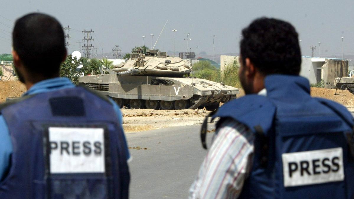 “مراسلون بلا حدود” : 54 صحفيًا لقوا حتفهم في 2024 ثلثهم جراء نيران إسرائيلية