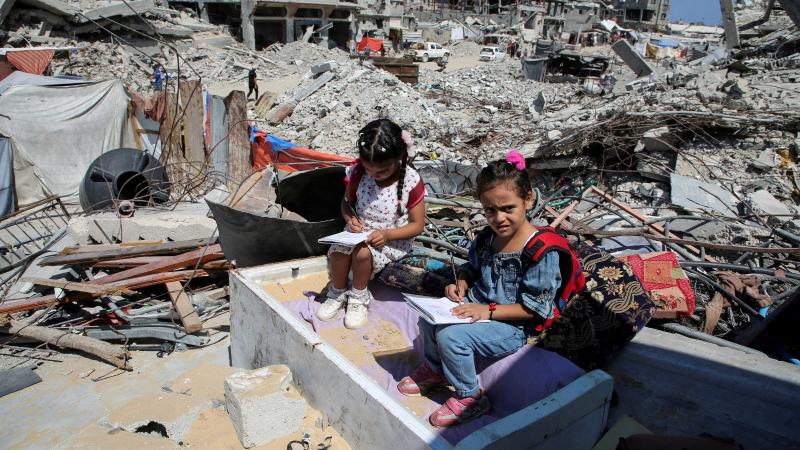 وزارة التربية : استشهاد 12,820 طالباً وإصابة 21,351 آخرين منذ بداية العدوان على غزة