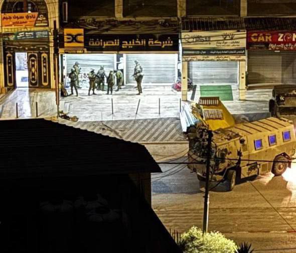 حملة اعتقالات ومداهمات يشنها الاحتلال في الضفة المحتلة