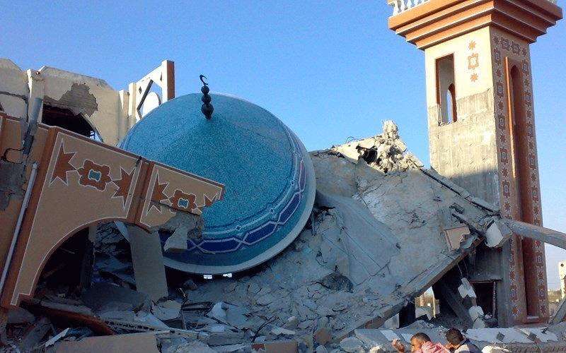 الاحتلال دمّر 966 مسجدًا في قطاع غزة في العام 2024