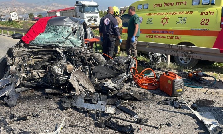 تصاعد ضحايا حوادث الطرق: مصرع 121 شخصًا منذ بداية العام بينهم 28 من المجتمع العربي