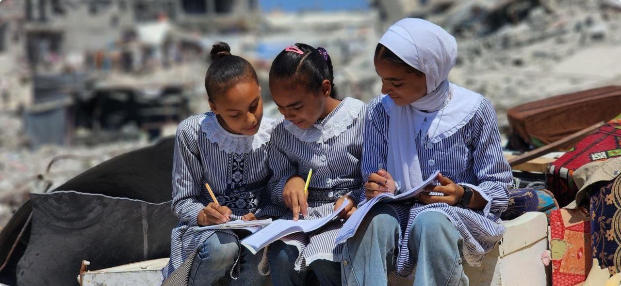الأونروا : أكثر من نصف مليون طفل في غزة خارج مقاعد الدراسة